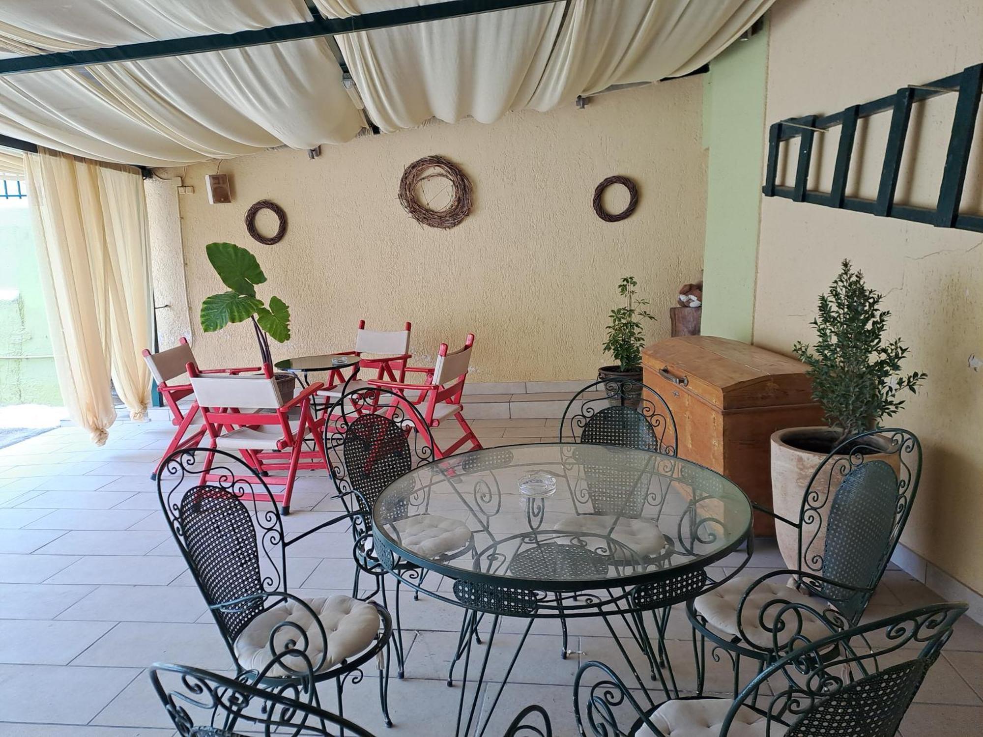Vicky's Place,near Athens Airport * Koropíon
